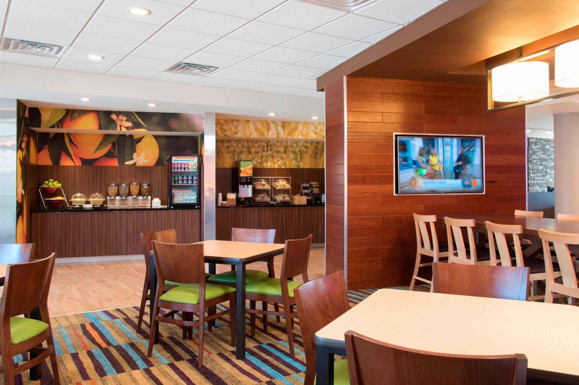 Fairfield Inn & Suites By Marriott Jackson Клинтон Экстерьер фото