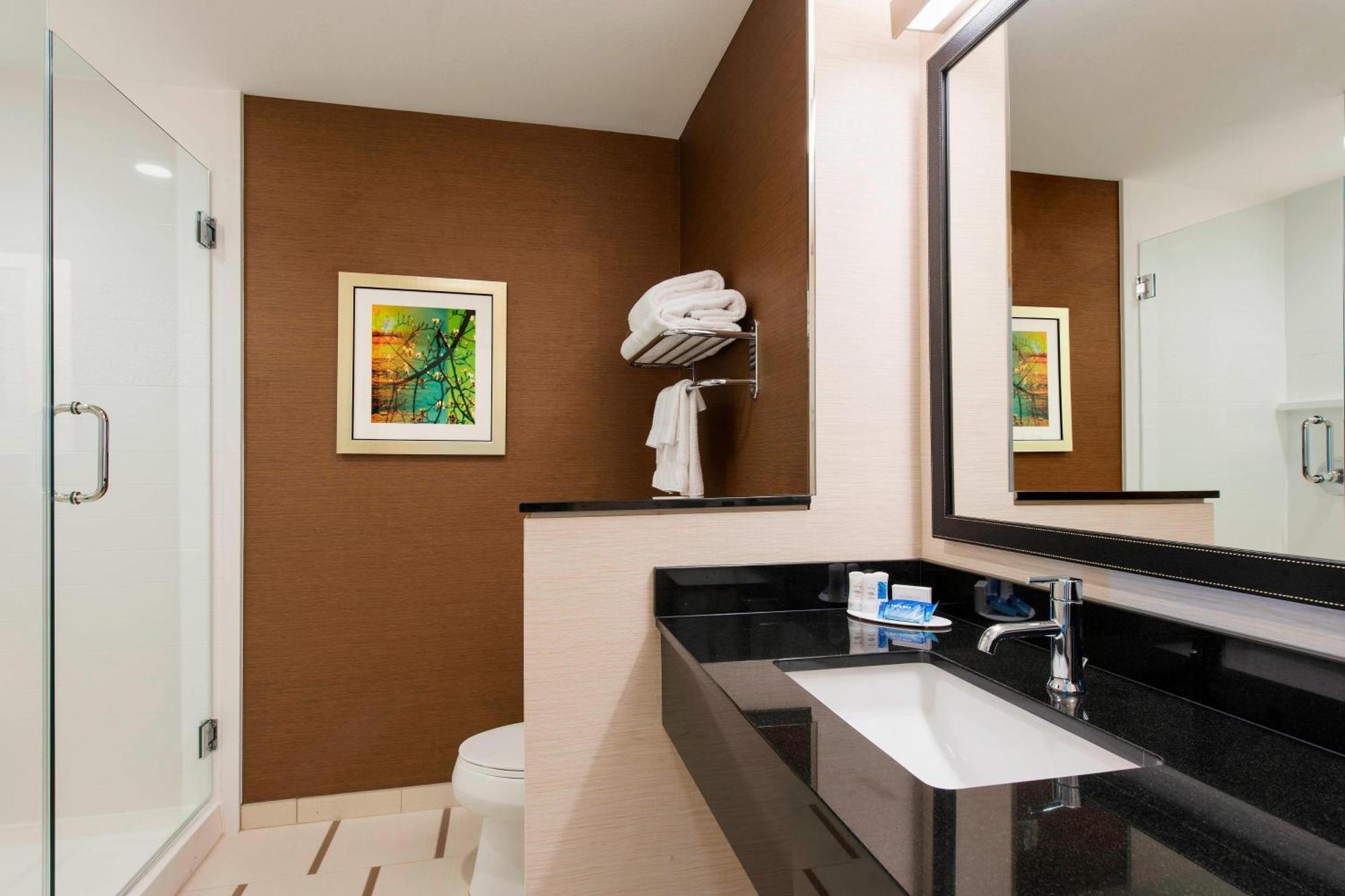 Fairfield Inn & Suites By Marriott Jackson Клинтон Экстерьер фото