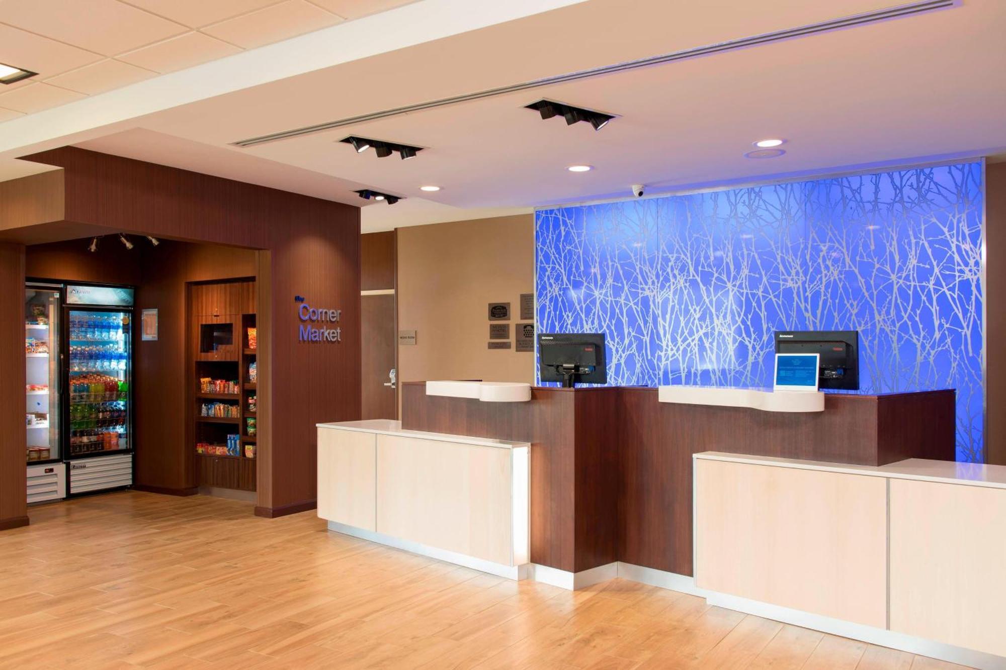 Fairfield Inn & Suites By Marriott Jackson Клинтон Экстерьер фото